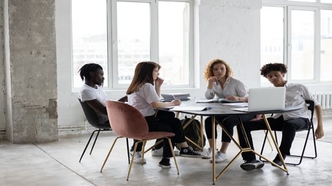 美國(guó)增值稅率解析：VAT稅費(fèi)對(duì)企業(yè)的影響深度解讀